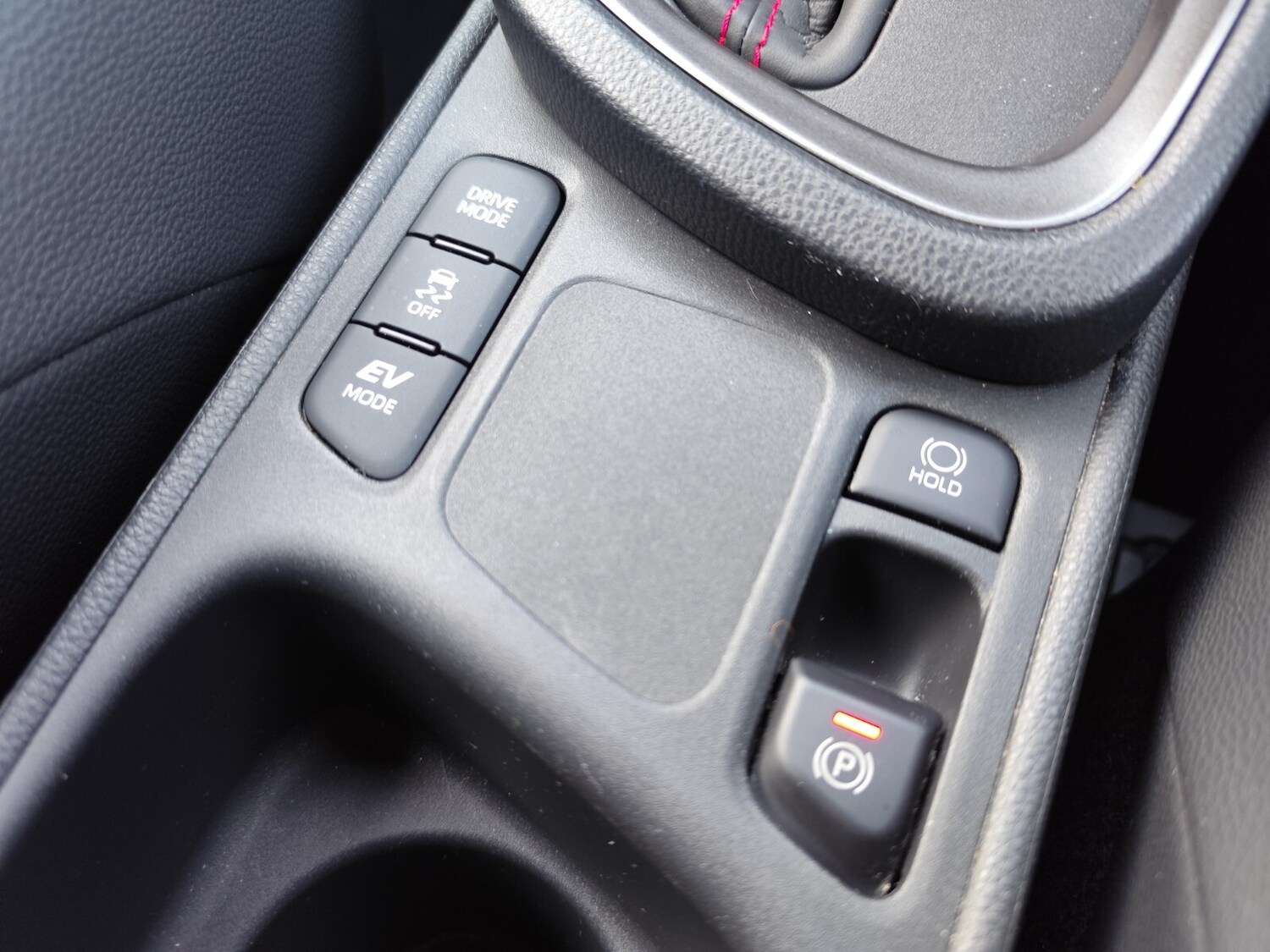 Used Toyota Yaris Cross 2023 for sale - 76623591: Photo 30