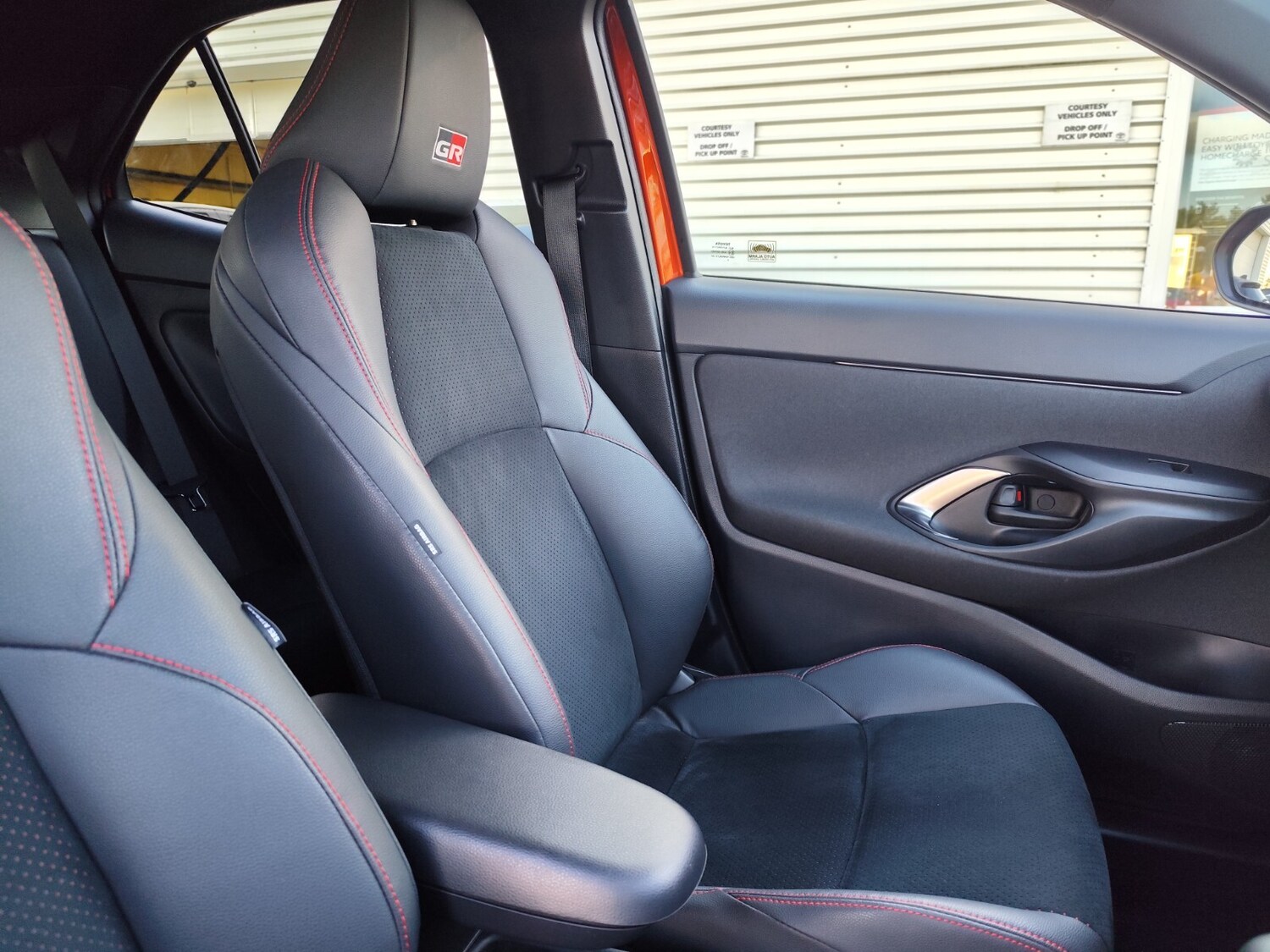 Used Toyota Yaris Cross 2023 for sale - 76623591: Photo 31