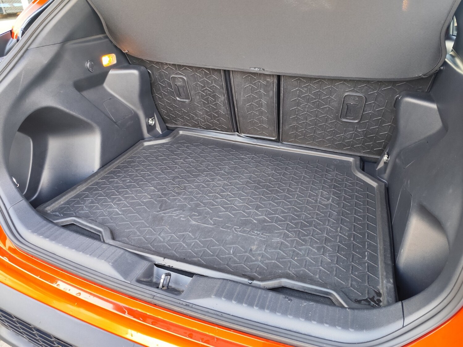 Used Toyota Yaris Cross 2023 for sale - 76623591: Photo 6