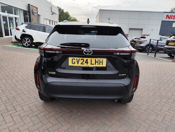 Used Toyota Yaris Cross 2024 for sale - 76276146: Photo