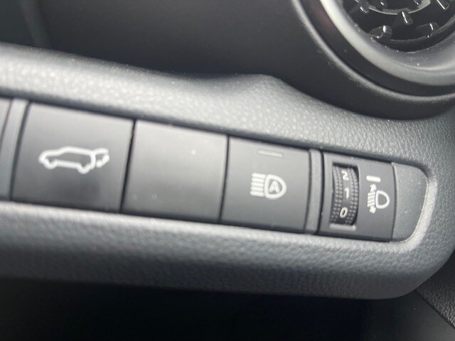 Used Toyota C-HR 2024 for sale - 76276586: Photo 29