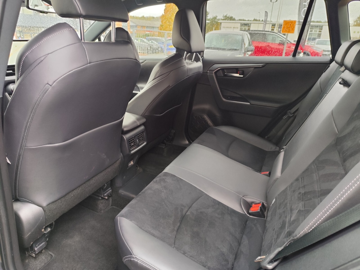 Used Toyota RAV4 2024 for sale - 76428159: Photo 12