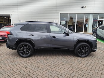 Used Toyota RAV4 2024 for sale - 76428159: Photo