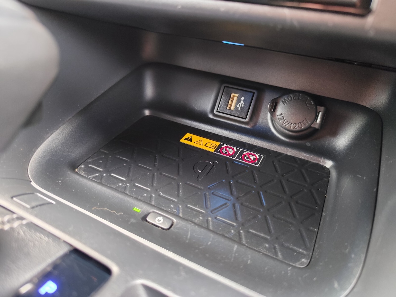 Used Toyota RAV4 2024 for sale - 76428159: Photo 31