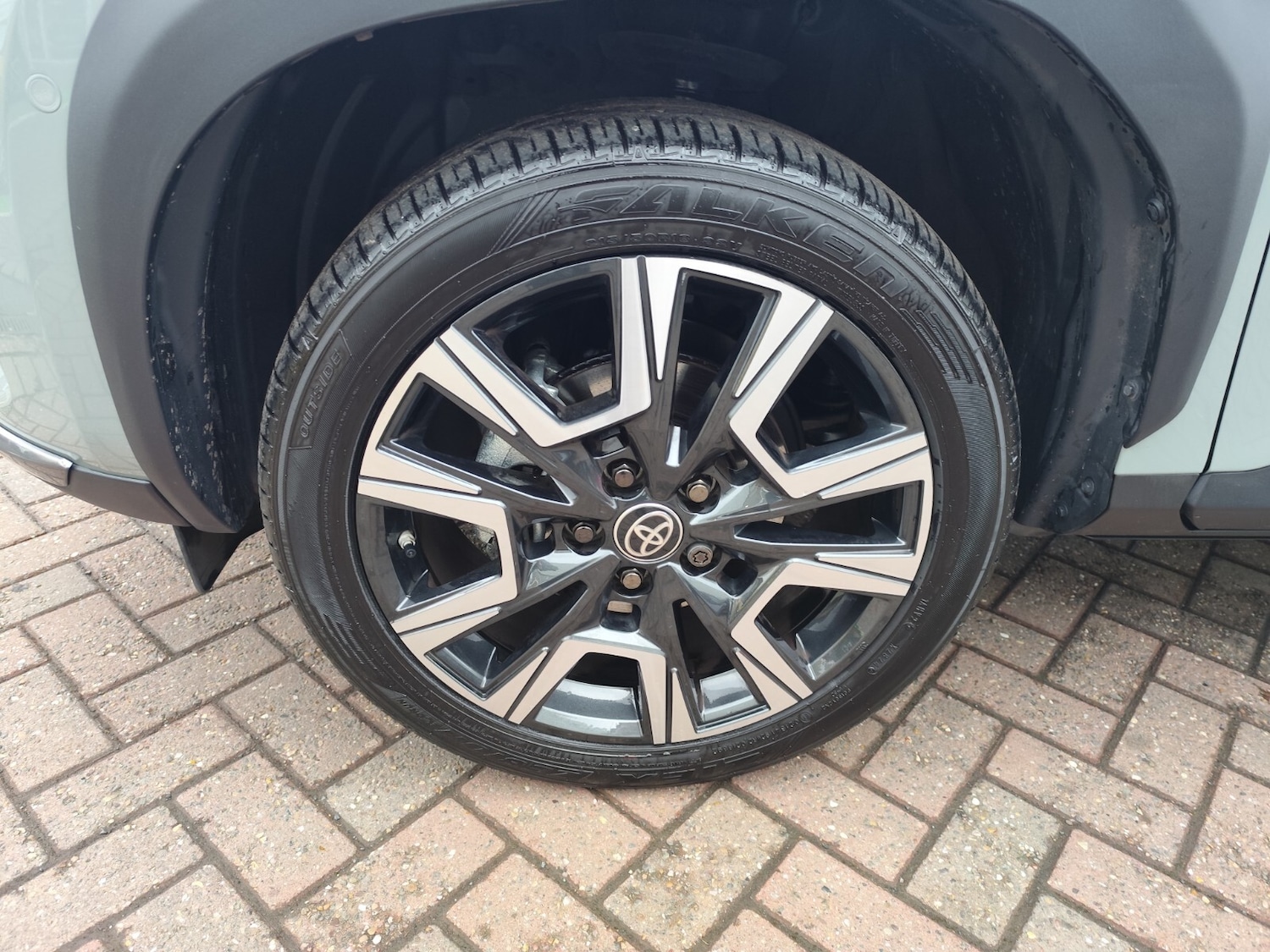 Used Toyota Yaris Cross 2024 for sale - 77413920: Photo 11