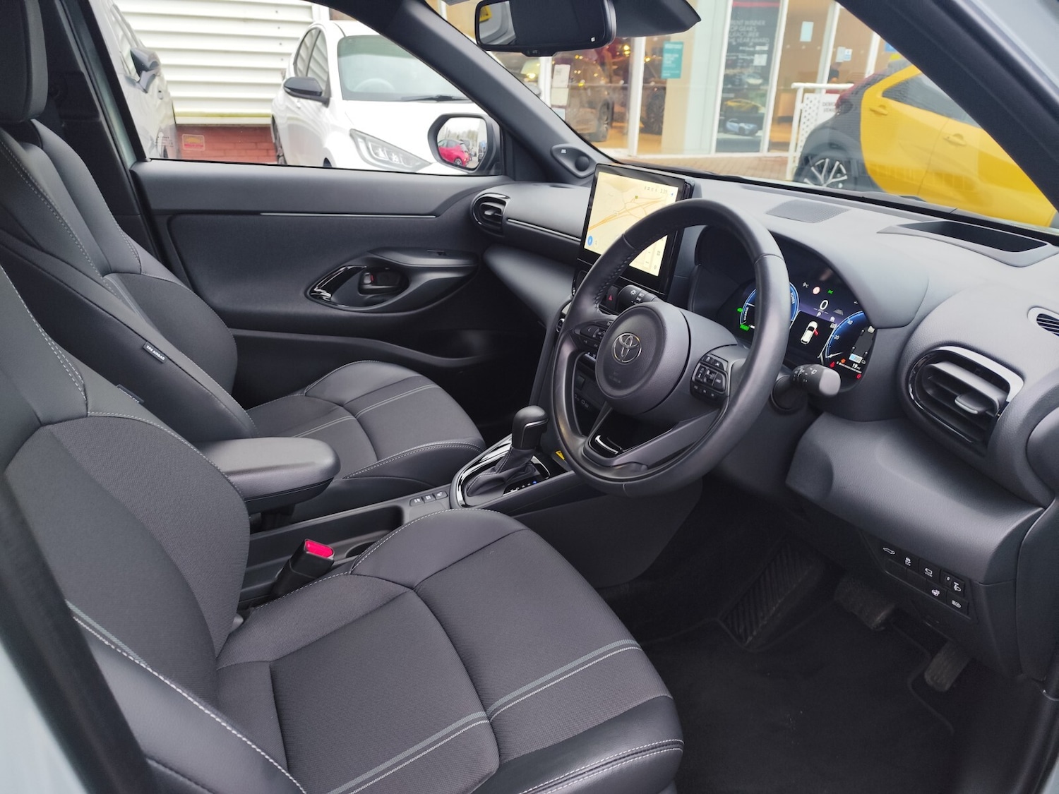 Used Toyota Yaris Cross 2024 for sale - 77413920: Photo 13