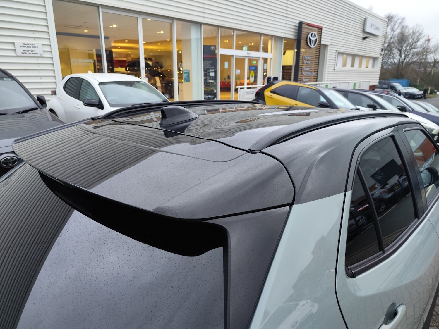 Used Toyota Yaris Cross 2024 for sale - 77413920: Photo 39