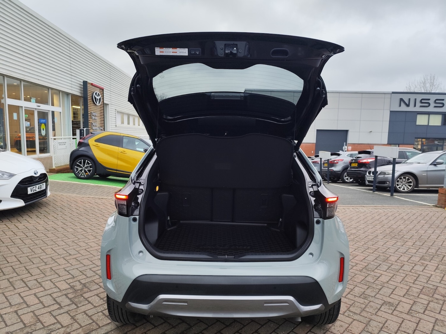 Used Toyota Yaris Cross 2024 for sale - 77413920: Photo 5