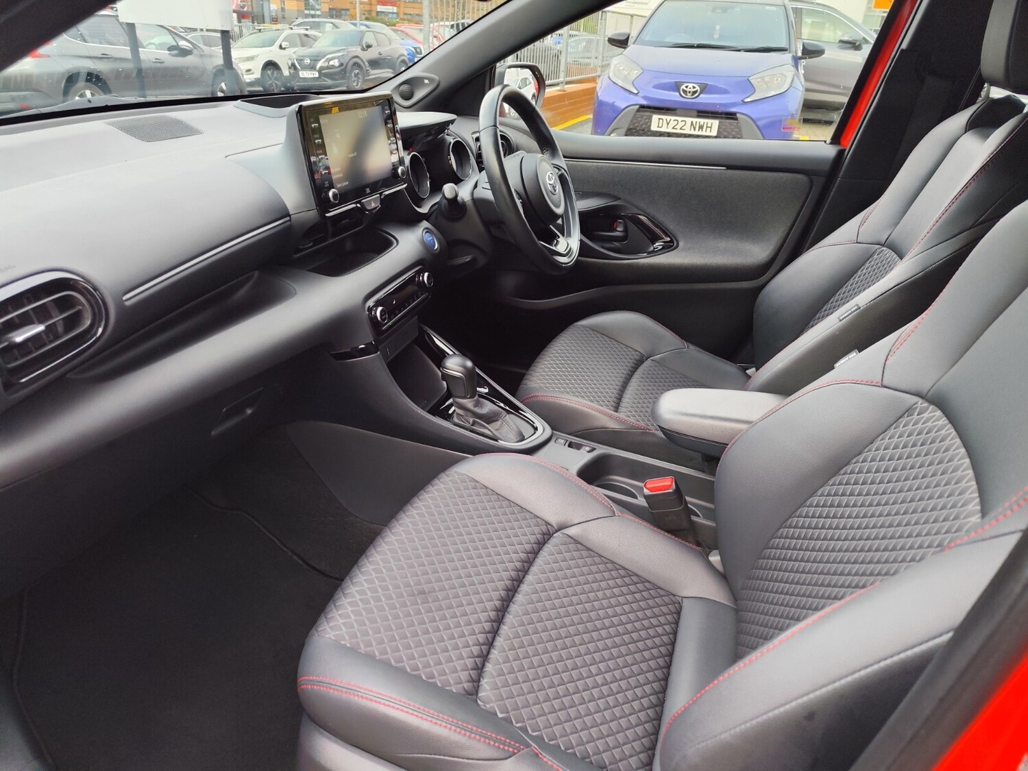 Used Toyota Yaris 2020 for sale - 76817920: Photo 11