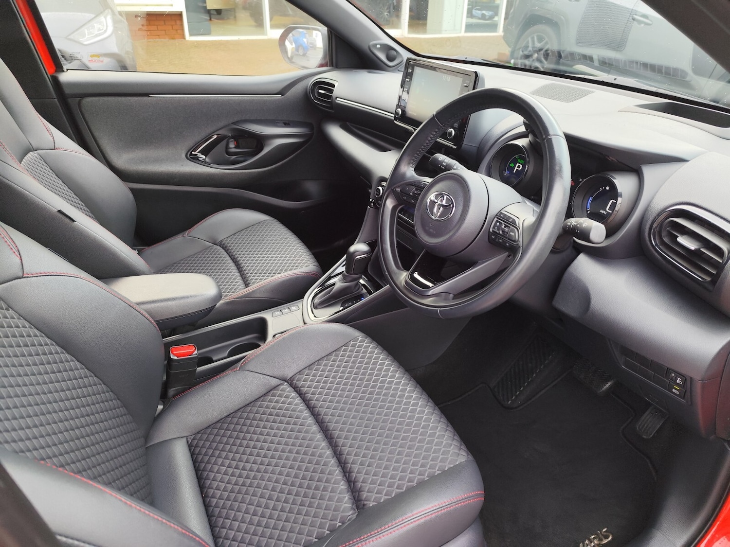 Used Toyota Yaris 2020 for sale - 76817920: Photo 13