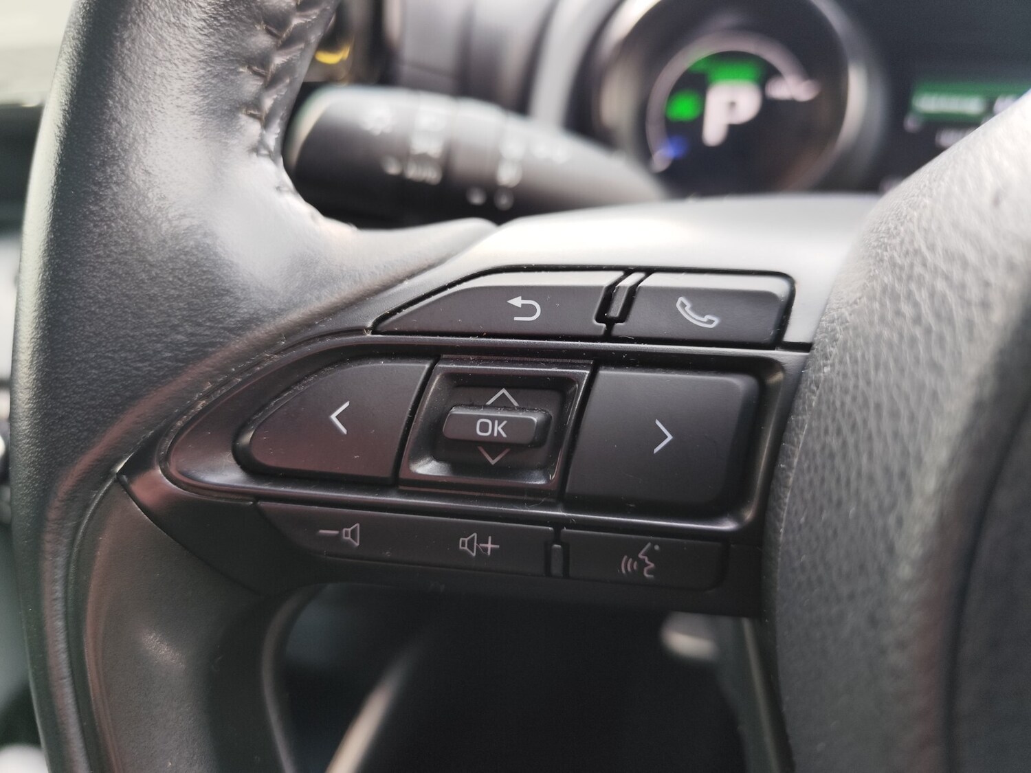 Used Toyota Yaris 2020 for sale - 76817920: Photo 15