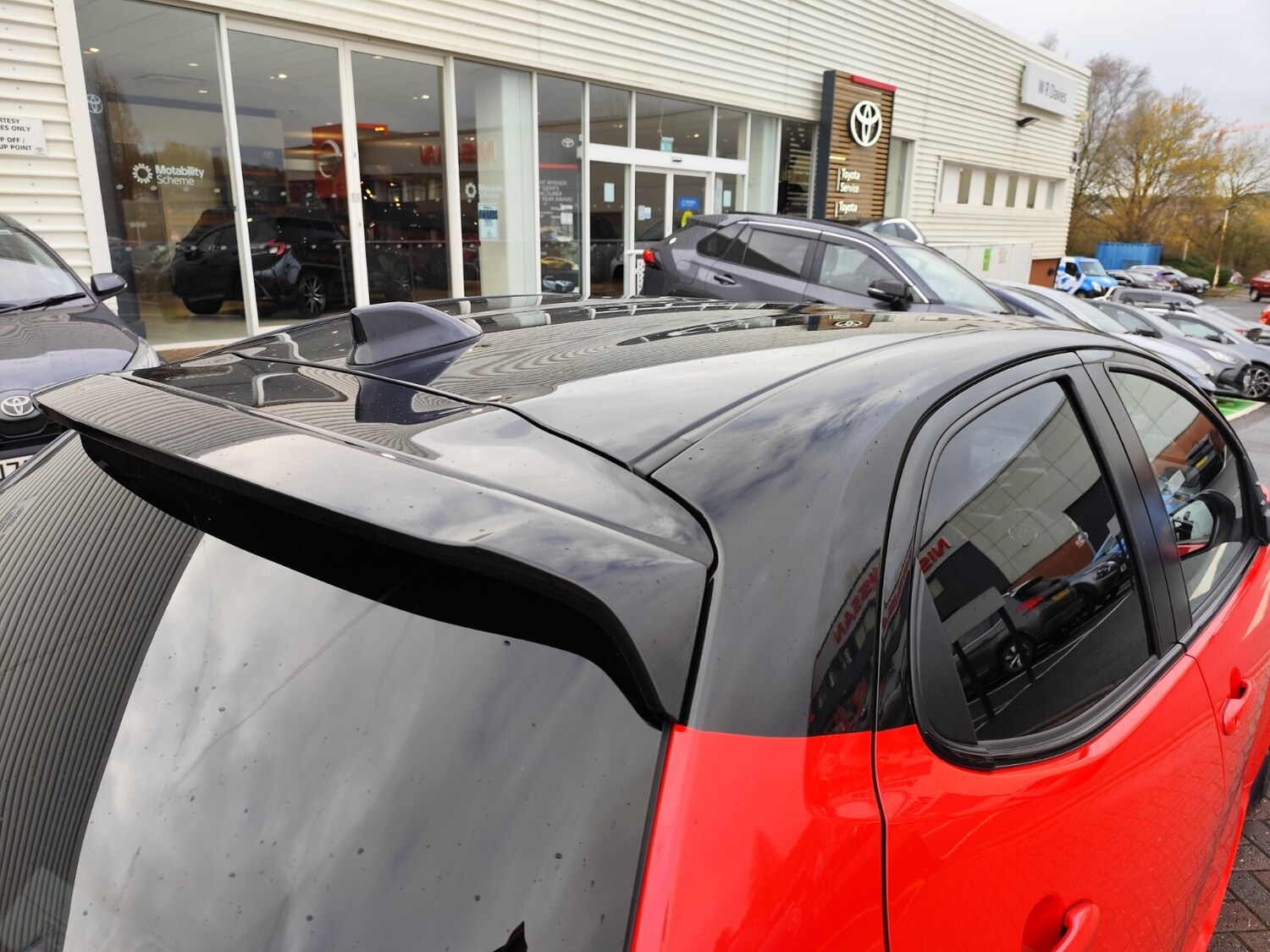 Used Toyota Yaris 2020 for sale - 76817920: Photo 33