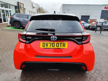 Used Toyota Yaris 2020 for sale - 76817920: Photo