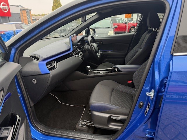 Used Toyota C-HR 2020 for sale - 76276857: Photo 12