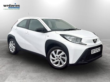 Used Toyota Yaris 2023 for sale - 78133591: Photo