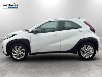 Used Toyota Yaris 2023 for sale - 78133591: Photo