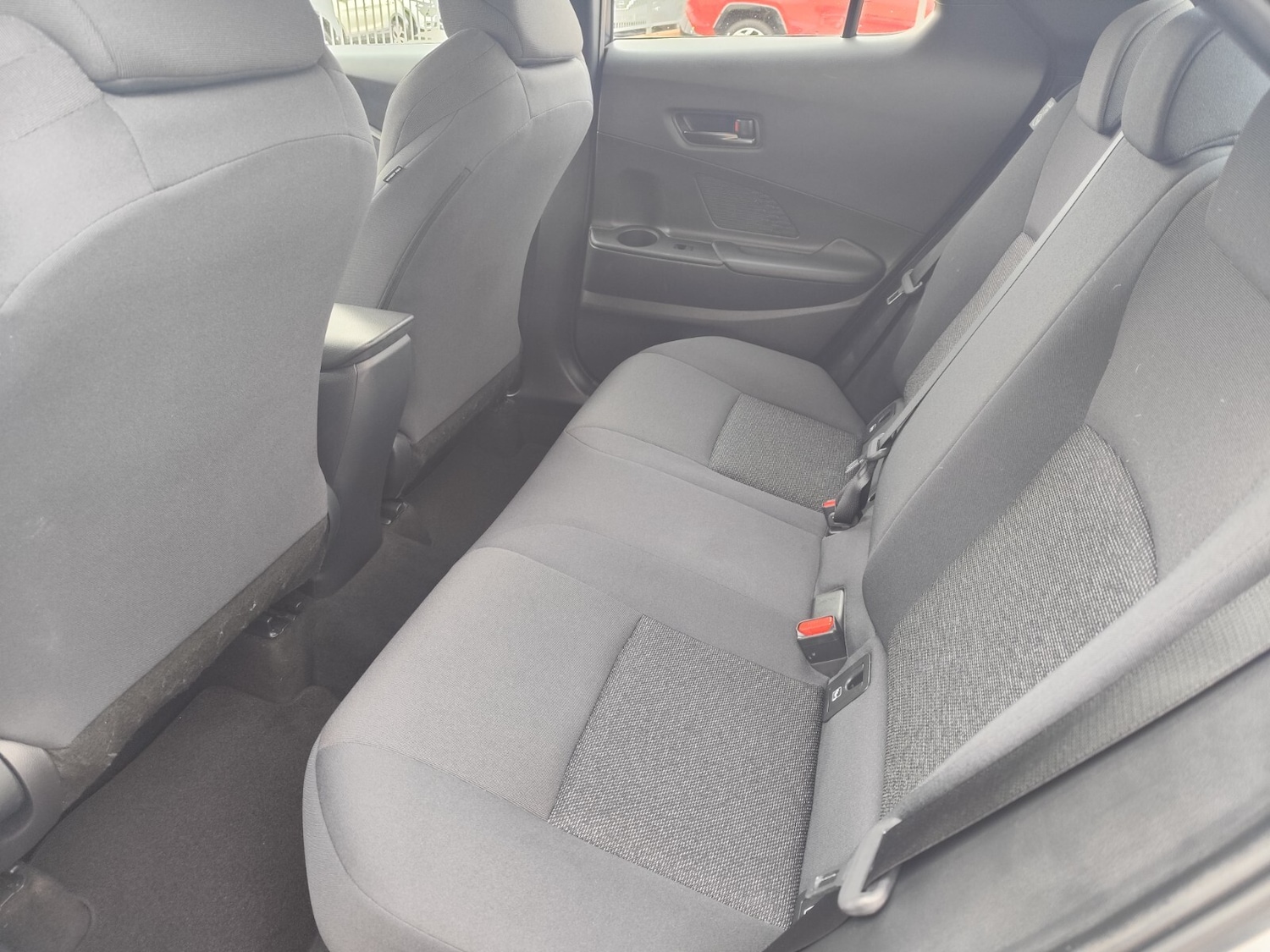 Used Toyota C-HR 2024 for sale - 76276208: Photo 12