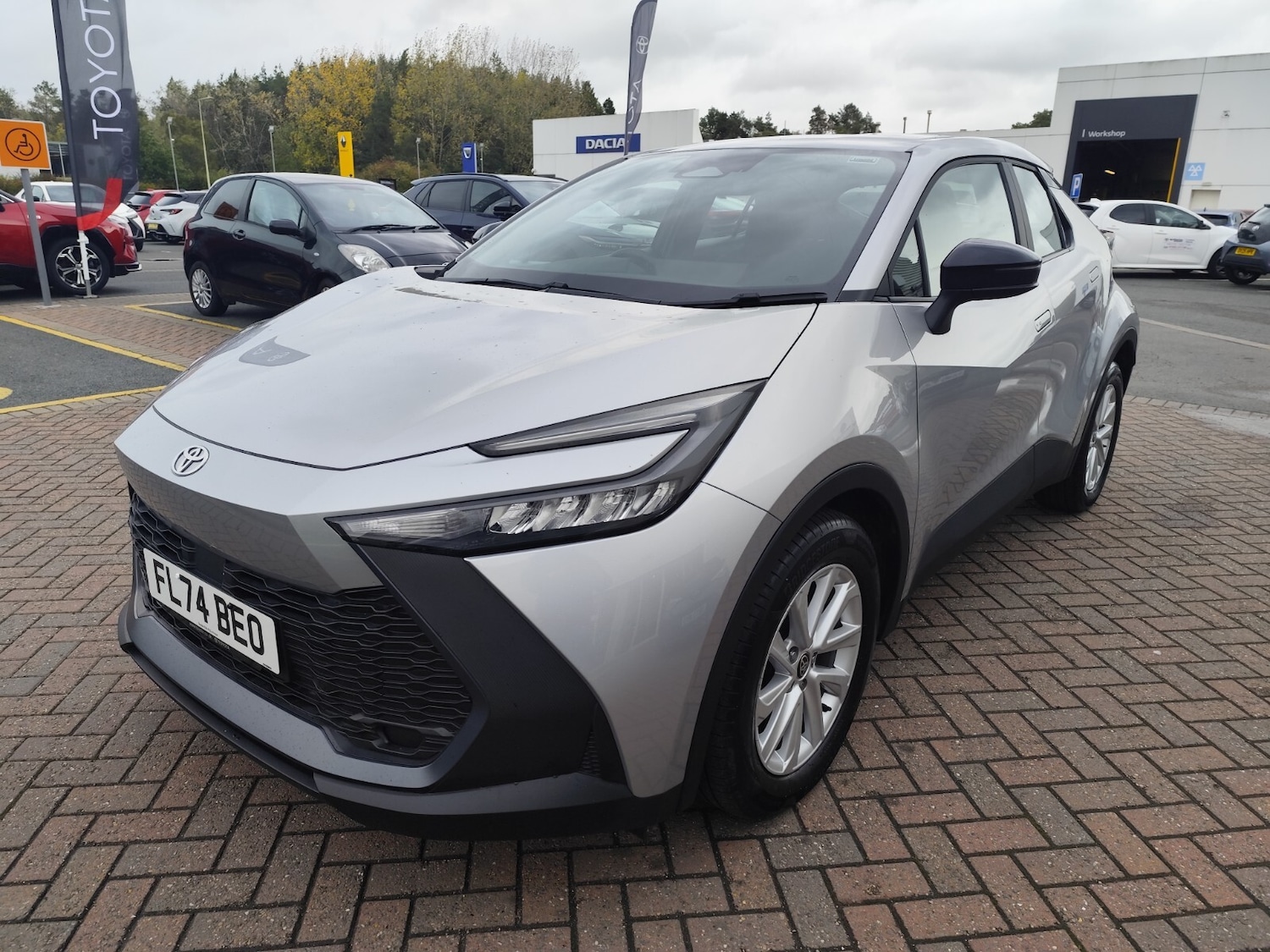Used Toyota C-HR 2024 for sale - 76276208: Photo 9