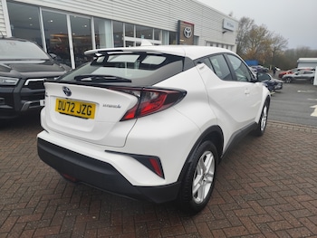 Used Toyota C-HR 2022 for sale - 76758013: Photo