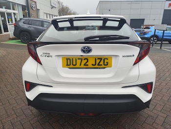Used Toyota C-HR 2022 for sale - 76758013: Photo