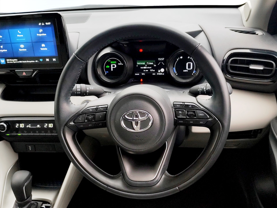 Used Toyota Yaris 2023 for sale - 77795129: Photo 26