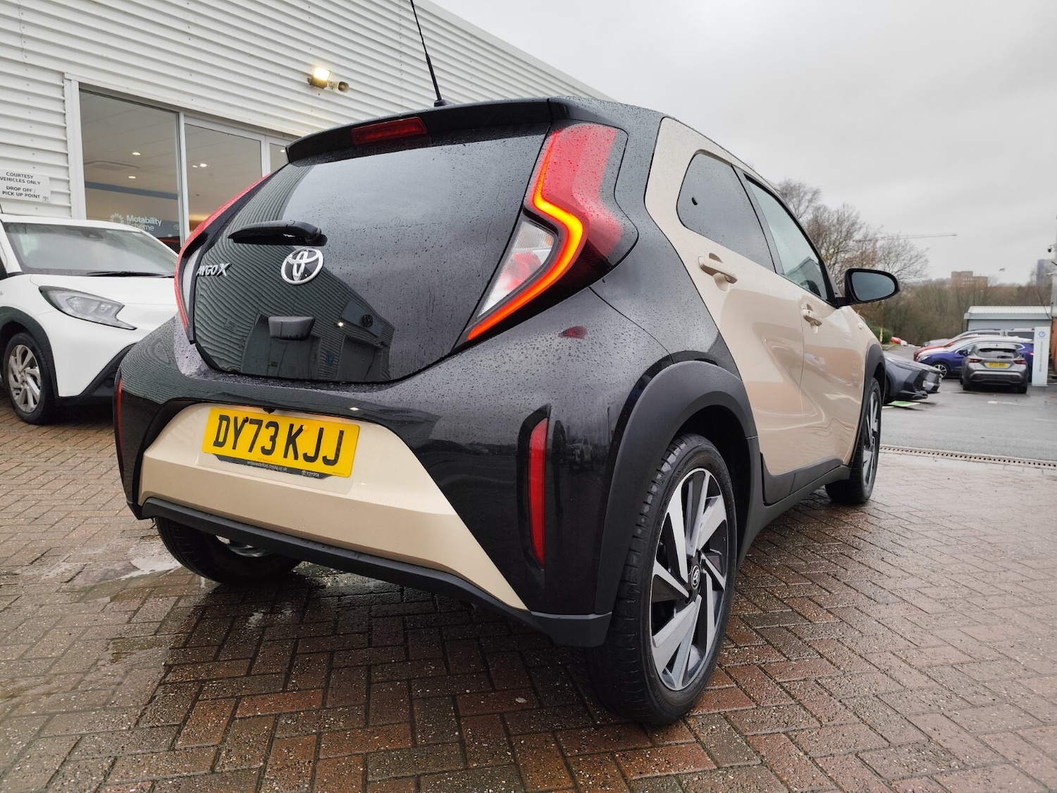 Used Toyota Aygo X 2023 for sale - 76757987: Photo 32