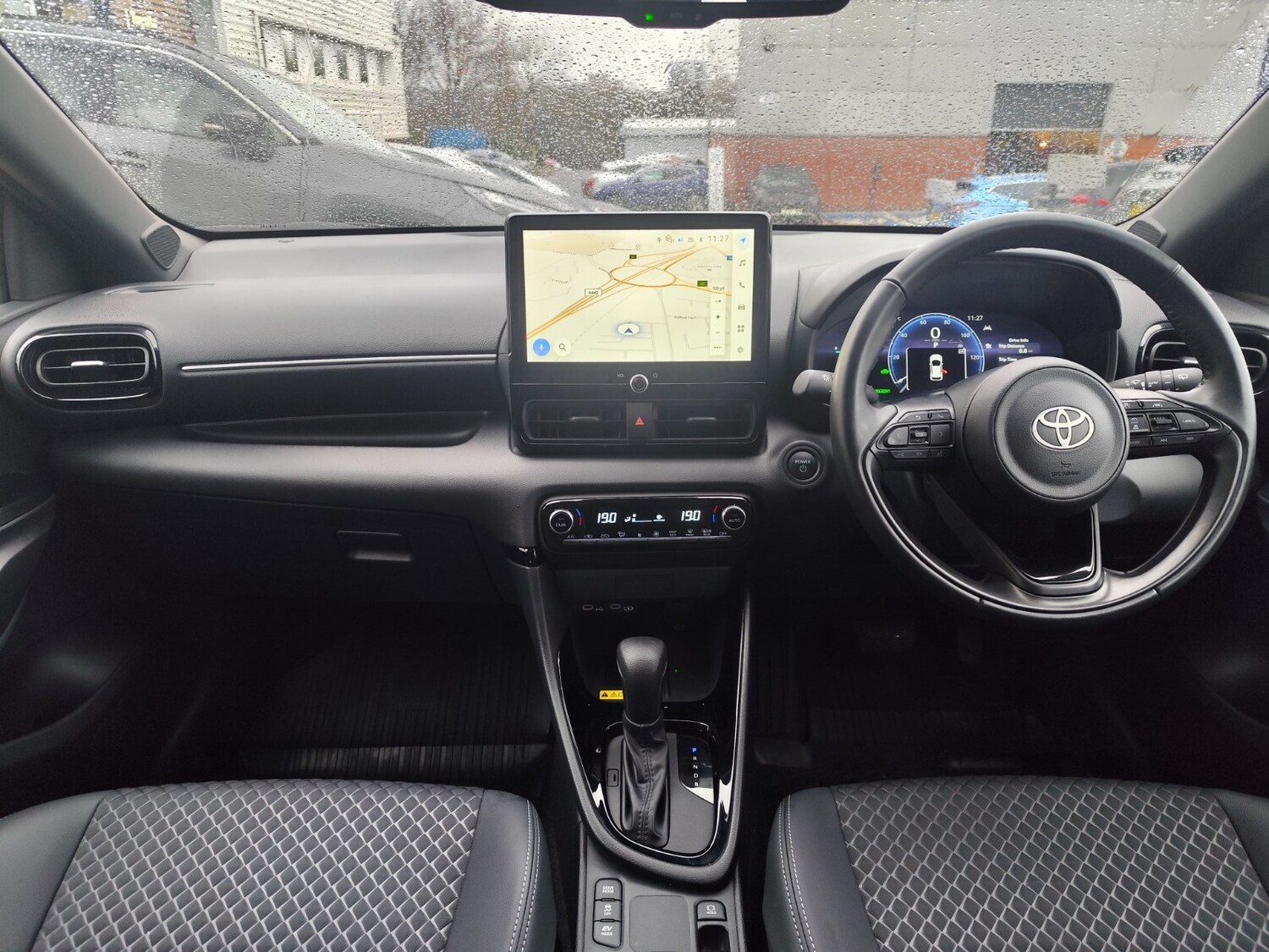 Used Toyota Yaris 2025 for sale - 76874420: Photo 14