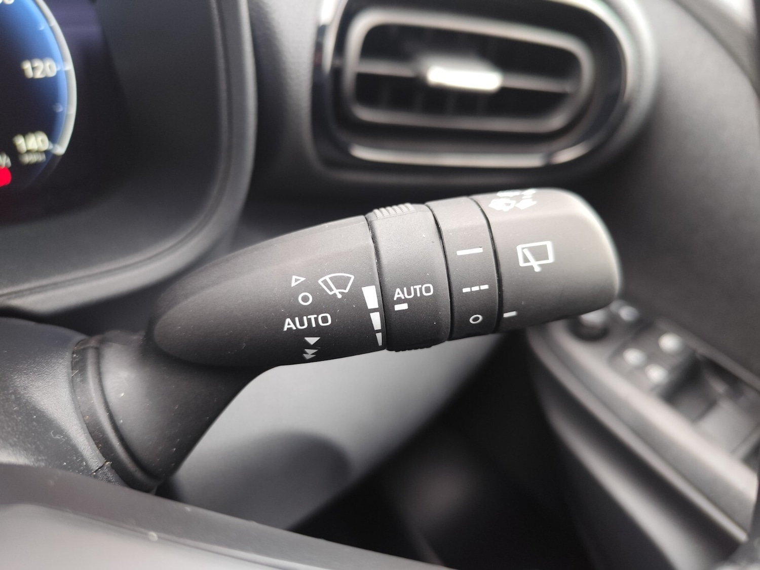 Used Toyota Yaris 2025 for sale - 76874420: Photo 21