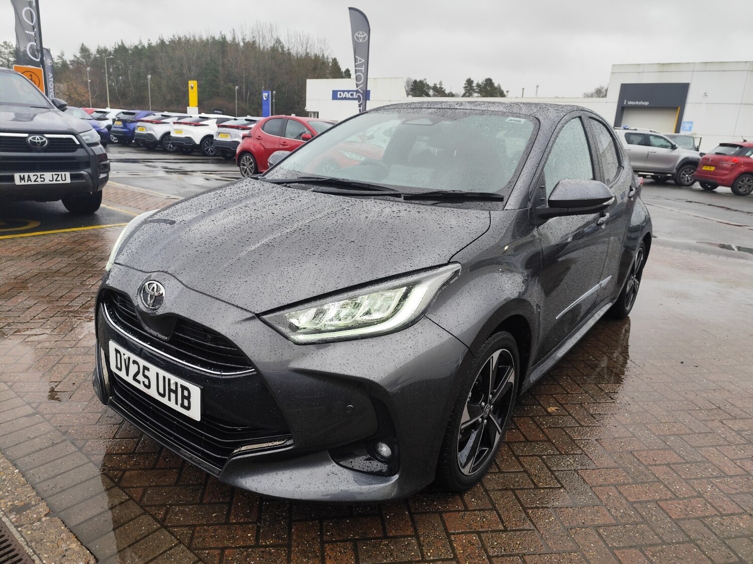 Used Toyota Yaris 2025 for sale - 76874420: Photo 9