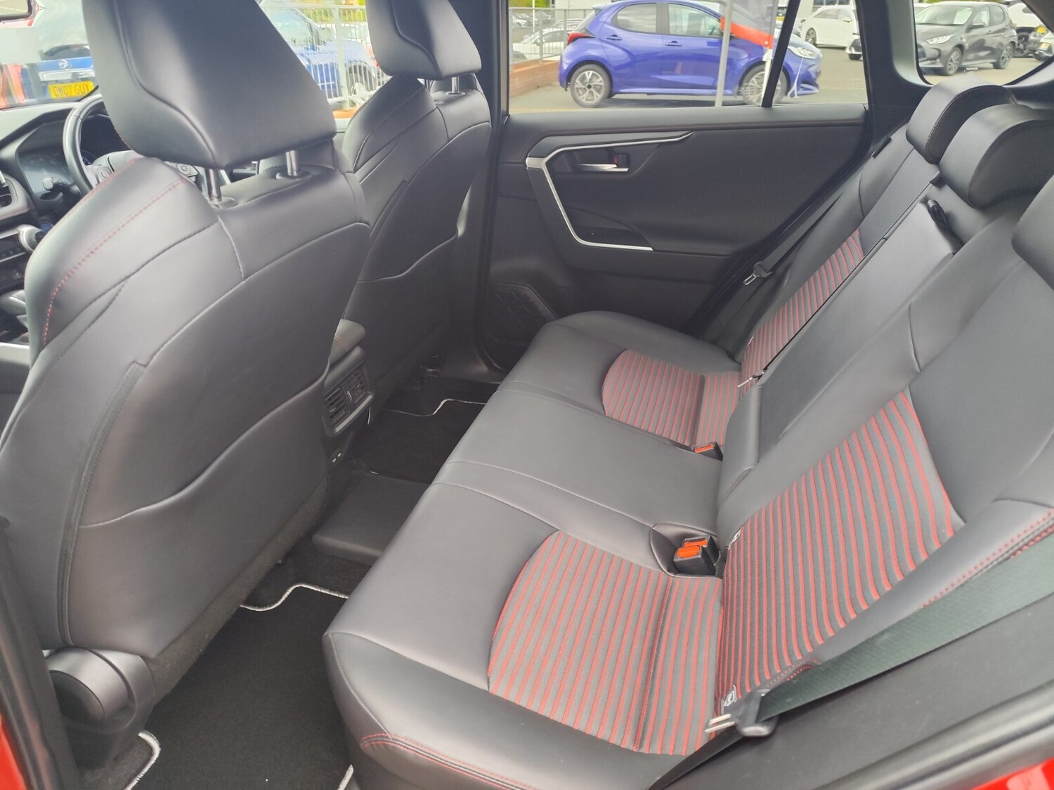 Used Toyota RAV4 2022 for sale - 76276545: Photo 12