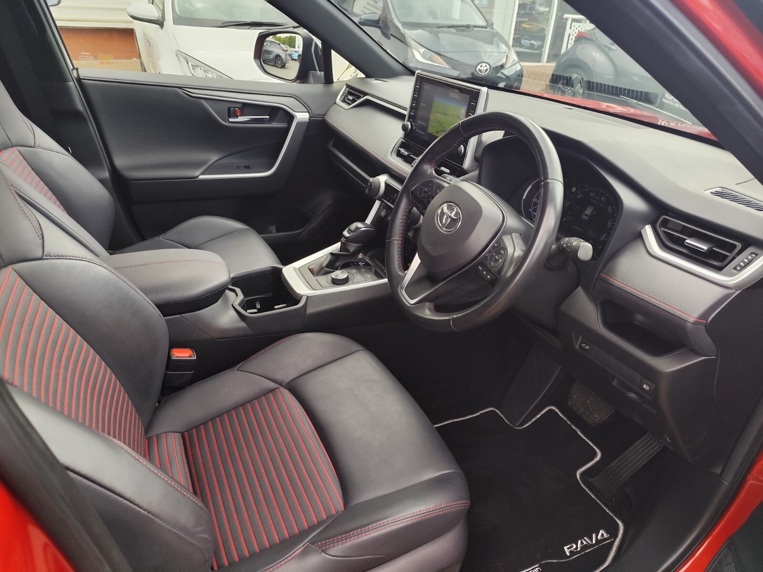 Used Toyota RAV4 2022 for sale - 76276545: Photo 13