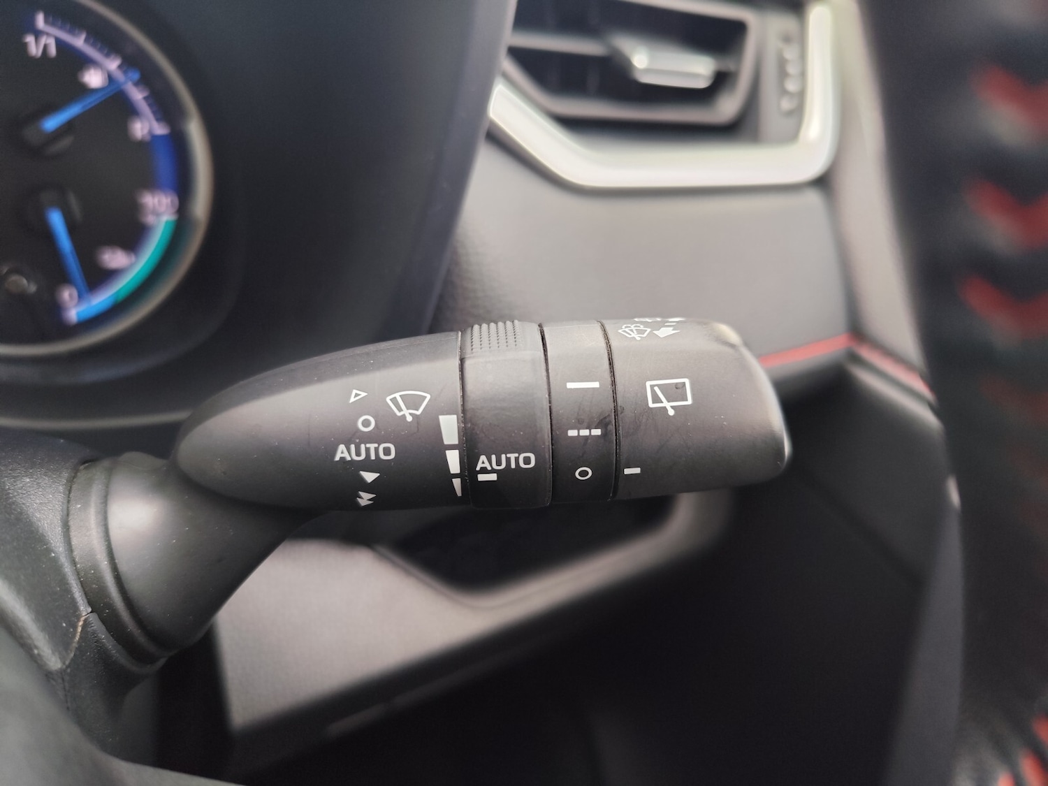 Used Toyota RAV4 2022 for sale - 76276545: Photo 19