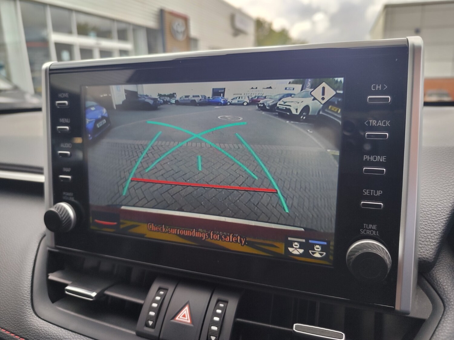 Used Toyota RAV4 2022 for sale - 76276545: Photo 27