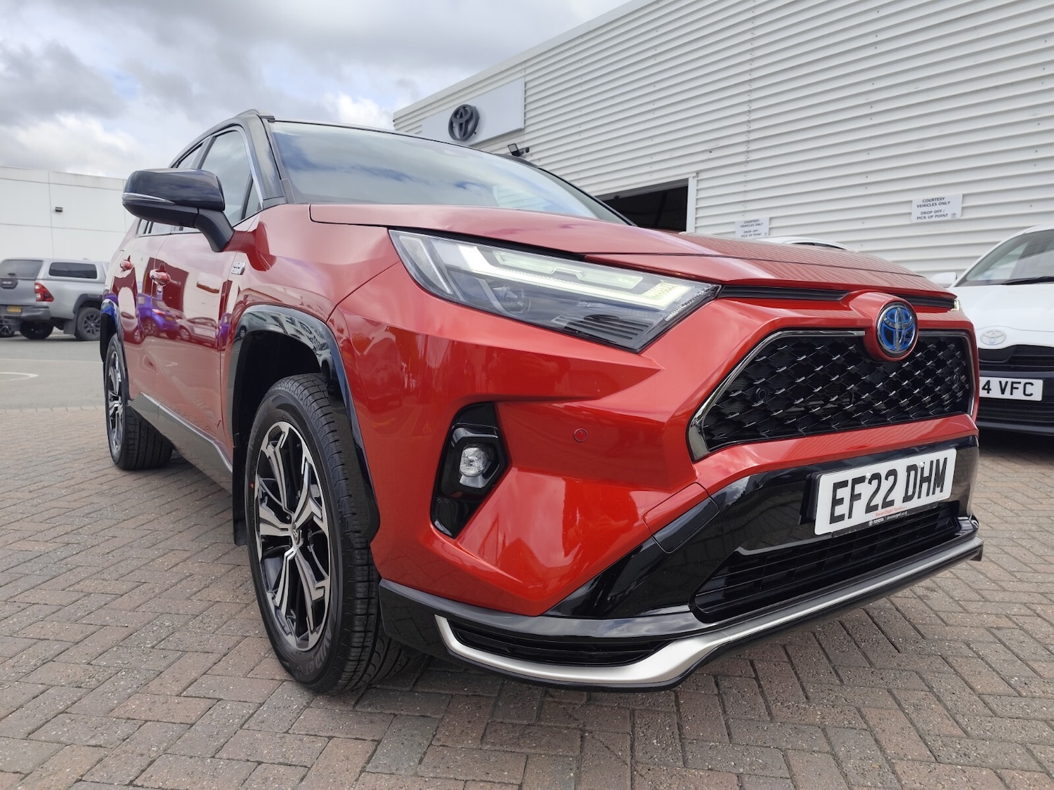 Used Toyota RAV4 2022 for sale - 76276545: Photo 34