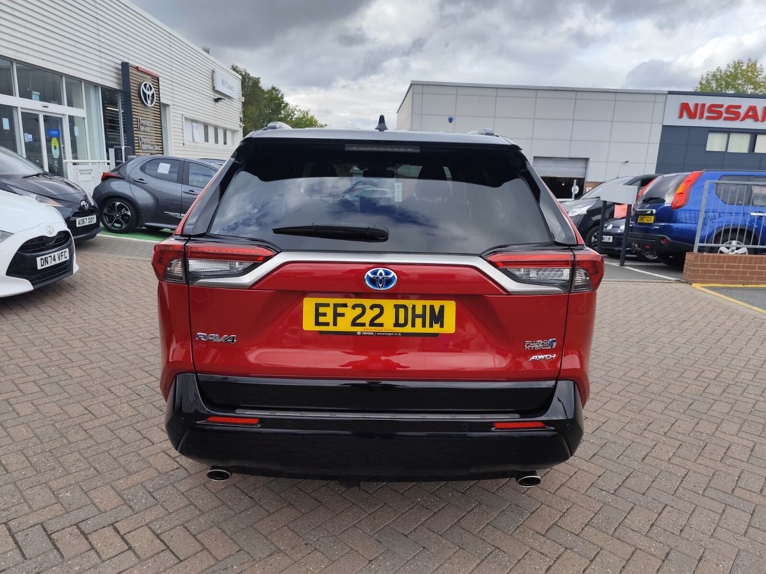 Used Toyota RAV4 2022 for sale - 76276545: Photo 4