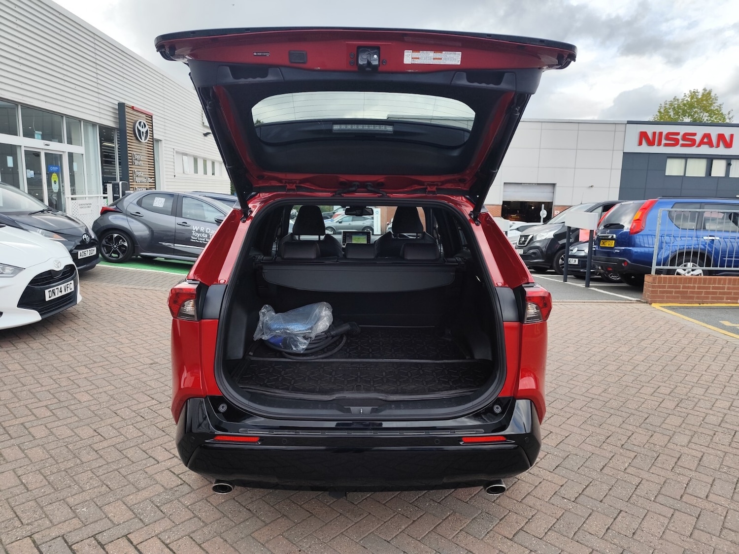 Used Toyota RAV4 2022 for sale - 76276545: Photo 5