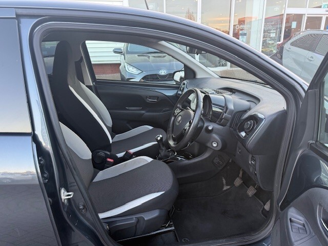 Used Toyota AYGO 2017 for sale - 76589913: Photo 13