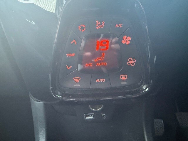 Used Toyota AYGO 2017 for sale - 76589913: Photo 27