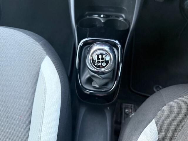 Used Toyota AYGO 2017 for sale - 76589913: Photo 28