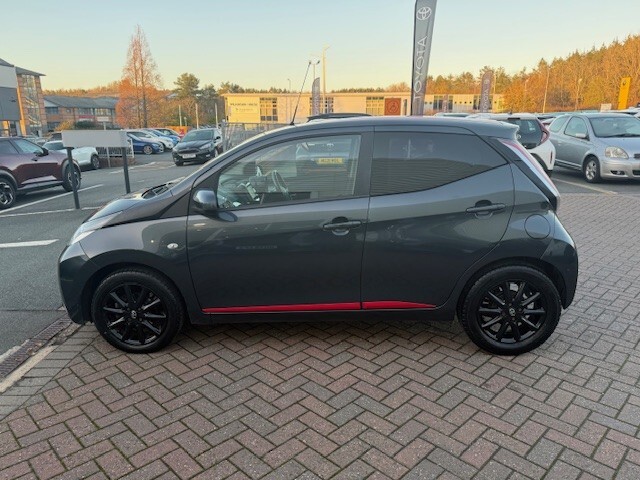 Used Toyota AYGO 2017 for sale - 76589913: Photo 9