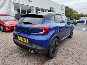 Used Renault Captur 2024 for sale - 76276419: Photo