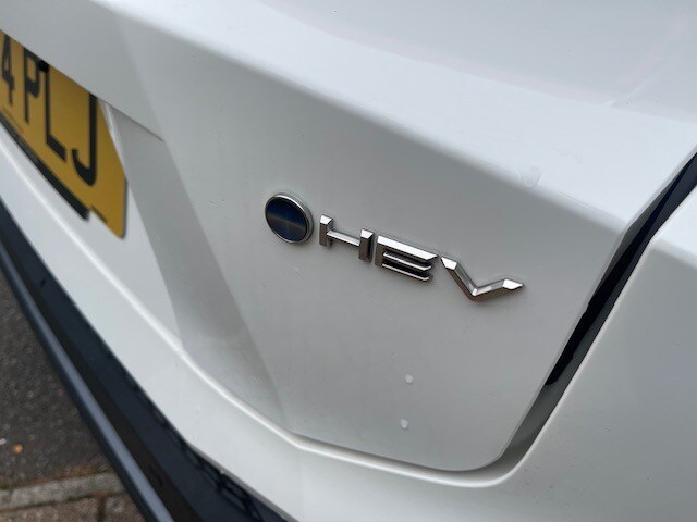 Used Toyota C-HR 2024 for sale - 76276741: Photo 11