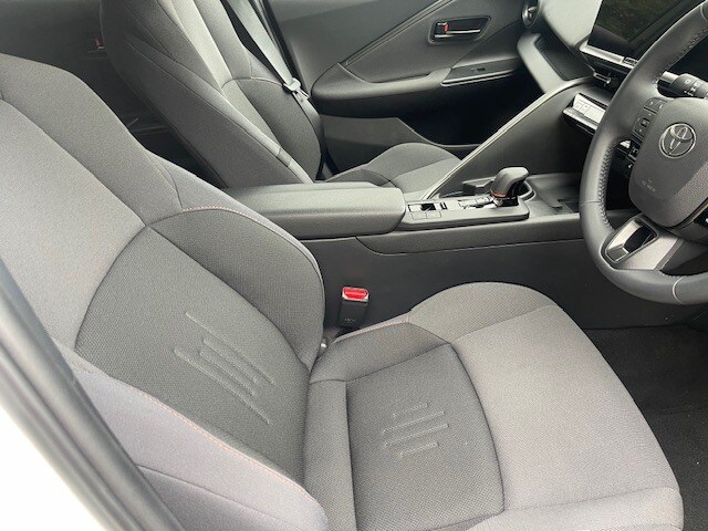 Used Toyota C-HR 2024 for sale - 76276741: Photo 18