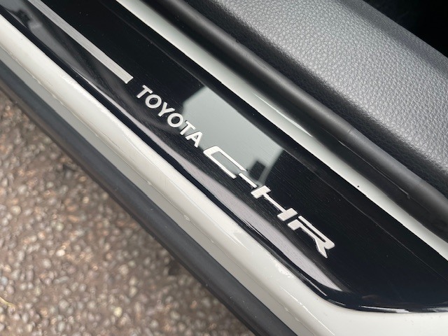 Used Toyota C-HR 2024 for sale - 76276741: Photo 31