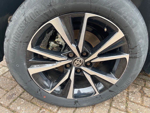 Used Toyota C-HR 2024 for sale - 76276741: Photo 5