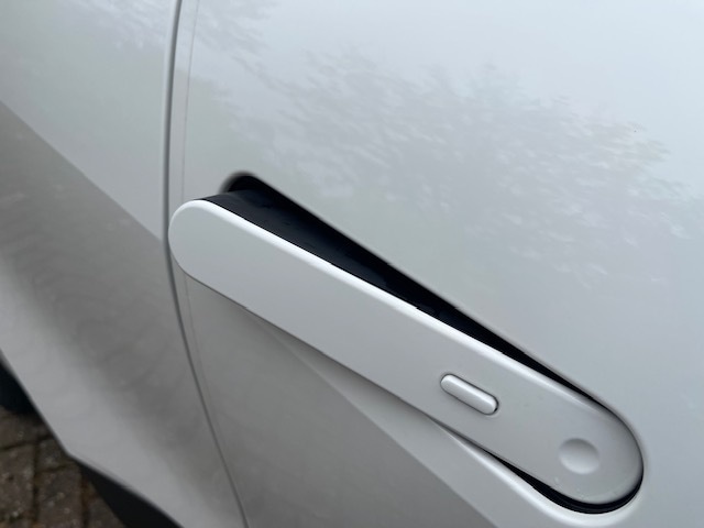 Used Toyota C-HR 2024 for sale - 76276741: Photo 9