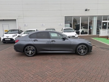 Used BMW 3 Series 2021 for sale - 76366585: Photo