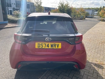 Used Toyota Yaris 2024 for sale - 76276288: Photo