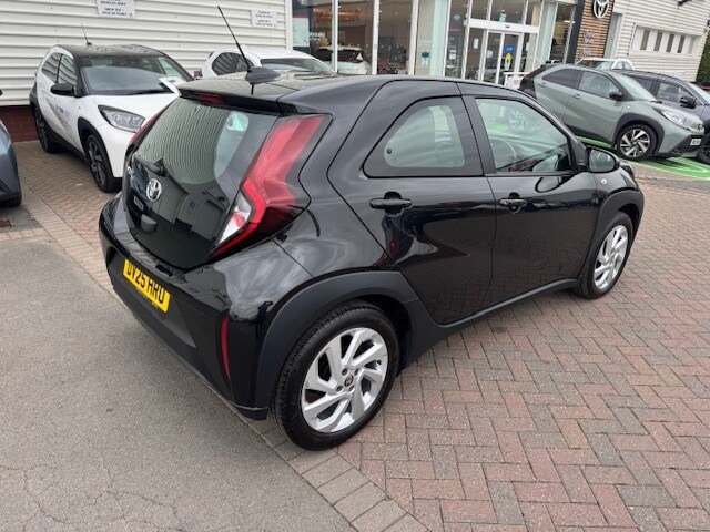 Used Toyota Aygo X 2025 for sale - 76302263: Photo 3
