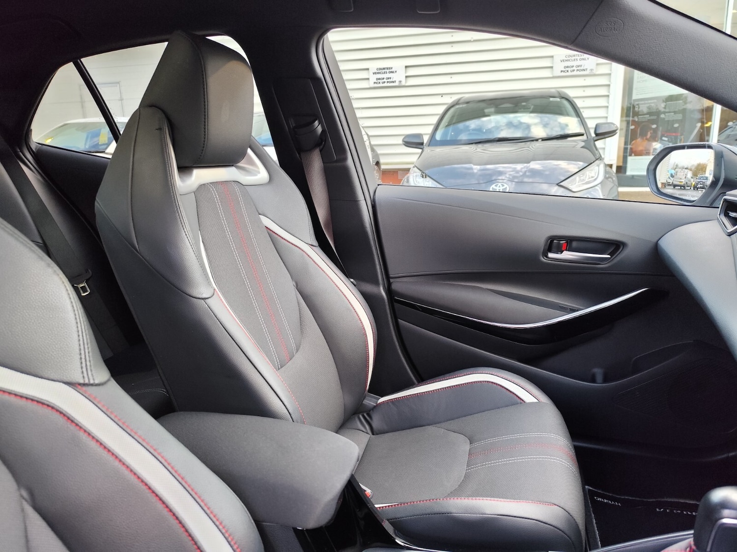 Used Toyota Corolla 2021 for sale - 76847202: Photo 30